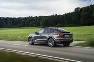 Audi Q6 Sportback e-tron oferece autonomia elétrica e design dinâmico