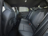 Interior espaçoso do Audi Q6 Sportback e-tron, com autonomia elétrica de 657 km