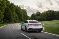 Audi A5 e-hybrid expande família com autonomia elétrica até 109 km