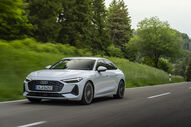 Audi A5 e-hybrid quatro oferece autonomia elétrica até 109 km