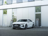 Audi A5 e-hybrid quatro, veículo elétrico com autonomia até 109 km