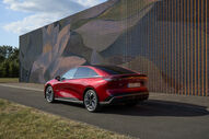 Mazda revela novo modelo elétrico