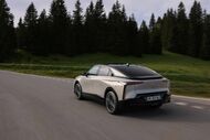 DS N°8: novo modelo elétrico com design distinto, autonomia até 750 km e versões Pallas, Étoile e Jules Verne