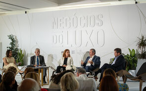 Debate sobre negócios de luxo e imobiliário em Portugal