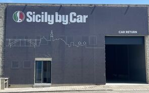 Instalações da Sicily by Car junto ao aeroporto do Porto. 