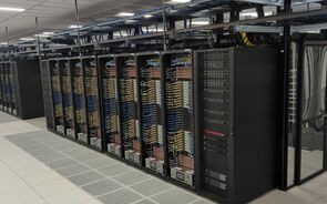 CoreWeave compra Core Scientific para centros de dados de IA