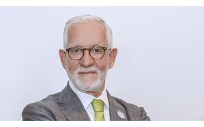 Haim Taib lidera um grupo que está em Angola desde 1991.