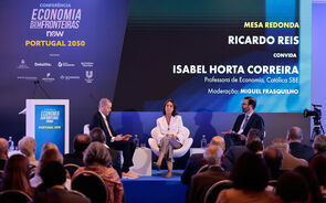 Mesa-redonda com os economistas Isabel Horta Correia e Ricardo Reis, moderada por Miguel Frasquilho, no âmbito da conferência Economia Sem Fronteiras: Portugal 2050, organizada pelo canal Now e pelo Negócios.