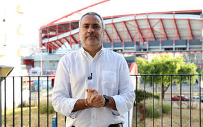 Comentário sobre o estádio do Benfica