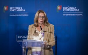  Rosário Palma Ramalho apresenta reforma 'profunda' da lei laboral, aprovada em Conselho de Ministros.