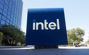 Ações da Intel caíram após Donald Trump pedir a demissão do CEO.