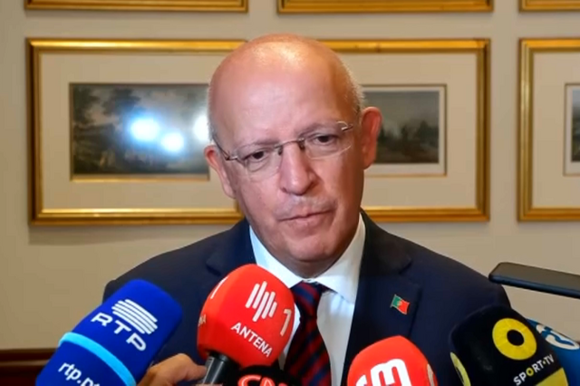Augusto Santos Silva não se vai candidatar à Presidência da República