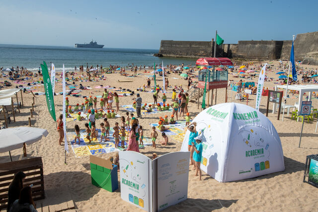 Reciclar é brincar: Academia Ponto Verde chega às praias e às ilhas