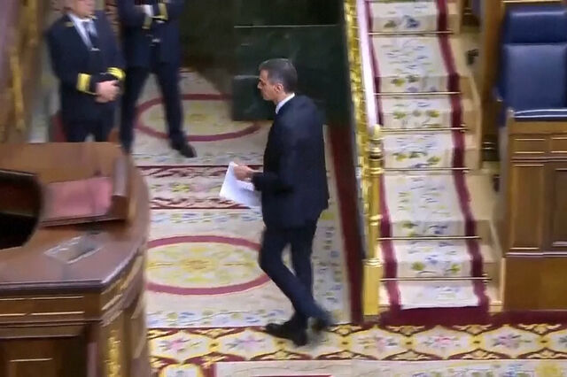 Pedro Sánchez diz ser 'político limpo' e anuncia plano anticorrupção feito com OCDE