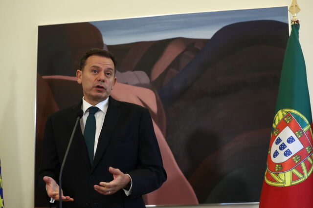 Montenegro: 'Estamos convictos de que haverá muitos interessados' na TAP