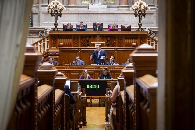 Saúde, habitação e outros temas que marcaram o debate do Estado da Nação