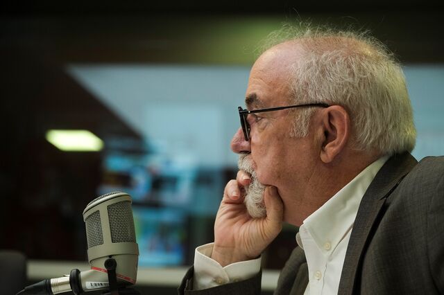 Lei da greve: Governo 'está a tentar legislar para responder às suas fragilidades'