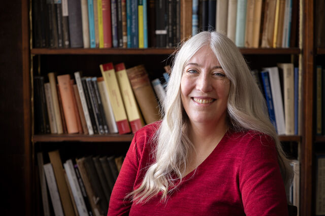 Josephine Quinn: 'O medo de aniquilação cultural é alimentado pela classe política'