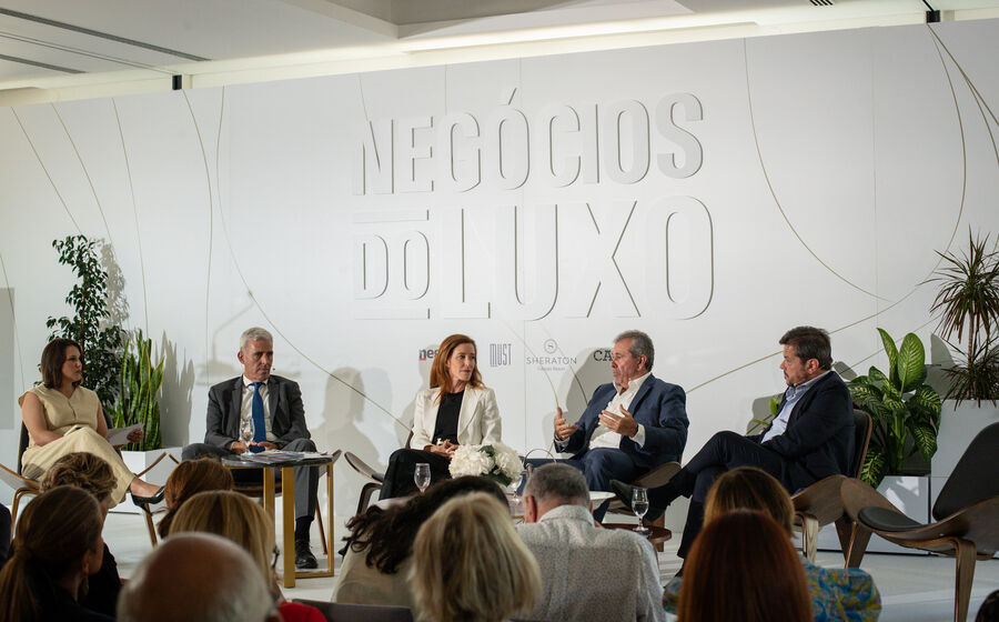 Debate sobre negócios de luxo e imobiliário em Portugal