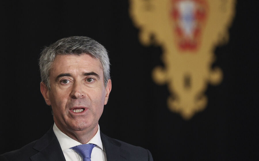 José Luís Carneiro viabiliza proposta do Governo para IRS, mas pondera alterações