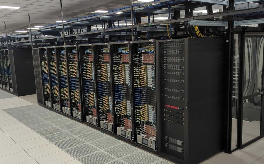 CoreWeave compra Core Scientific para centros de dados de IA