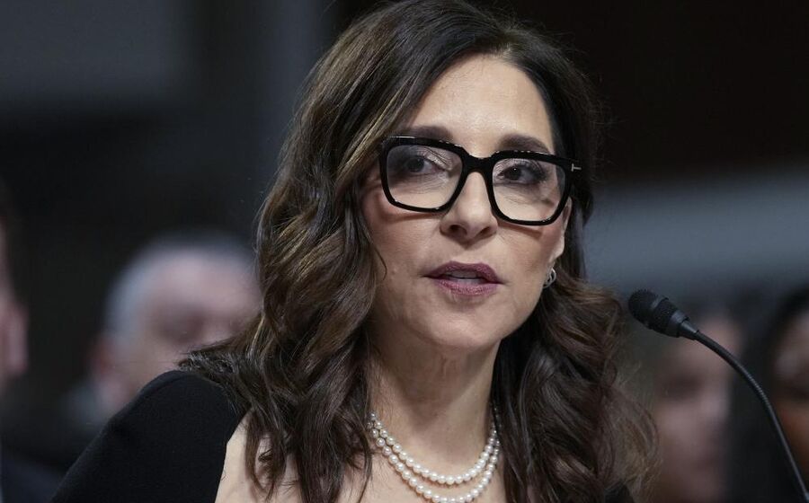 Linda Yaccarino, CEO da rede social X, demite-se após dois anos na empresa