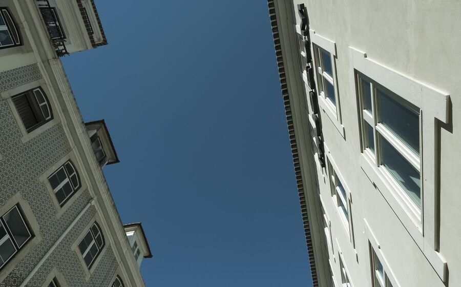 A garantia pública aplica-se a jovens até aos 35 anos na compra da primeira casa.