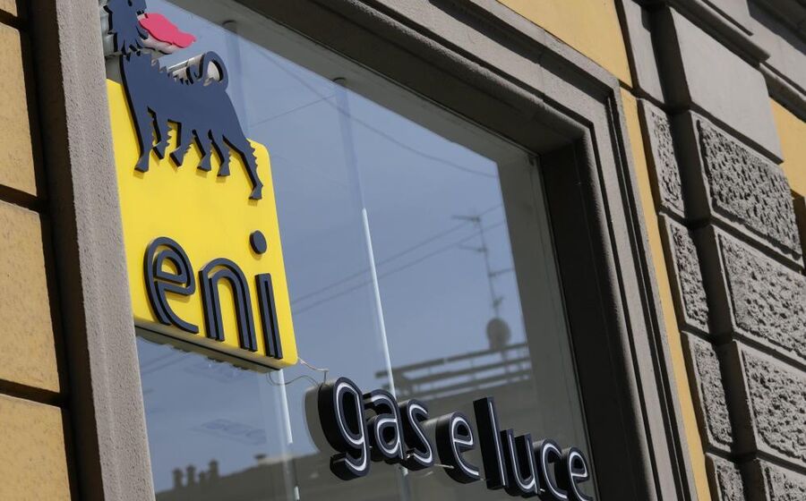 Lucros da ENI descem 8% no 1.º semestre para 1,7 mil milhões de euros