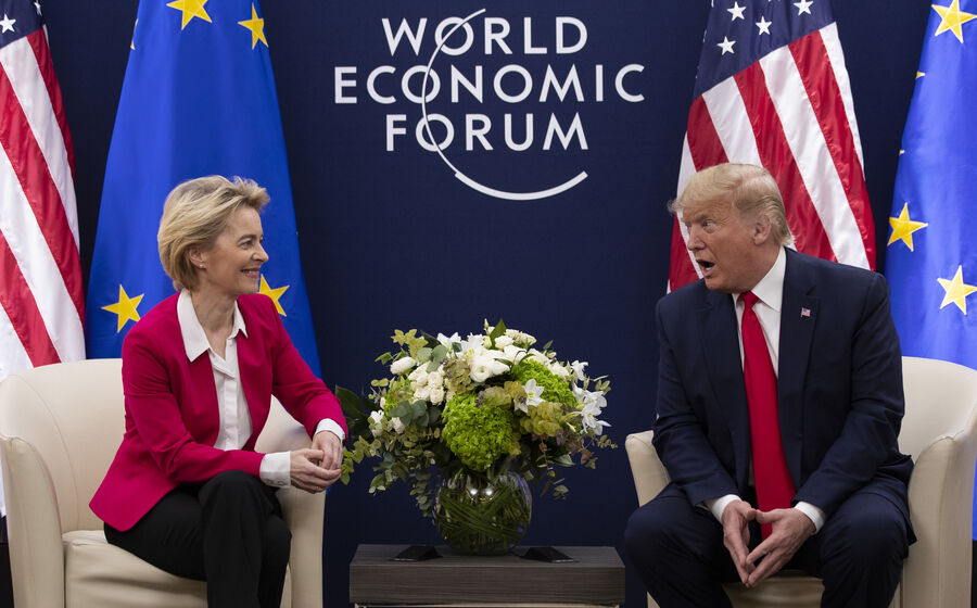 Trump e Von der Leyen discutem acordo comercial transatlântico na Escócia