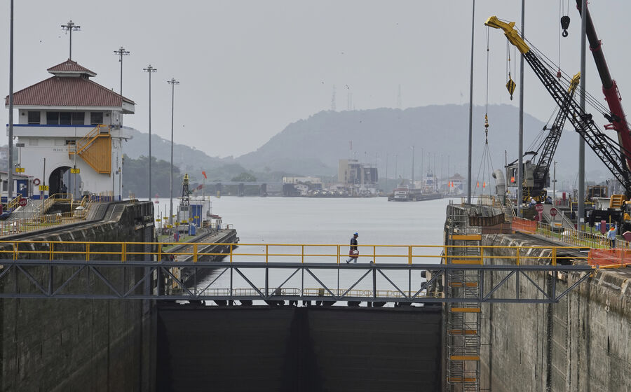 CK Hutchison procura investidor chinês para negócio dos portos no Panamá