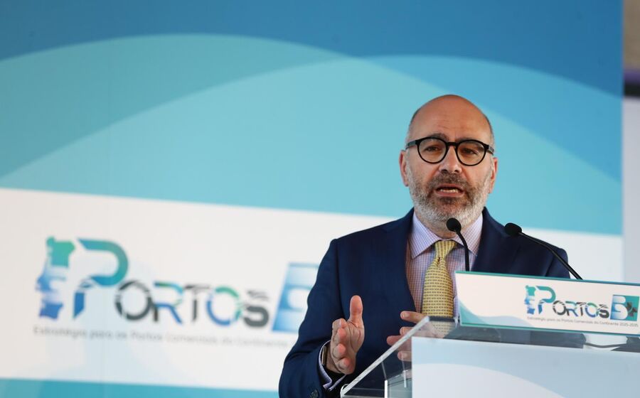 Miguel Pinto Luz apresenta estratégia Portos 5+ para 2025-2035