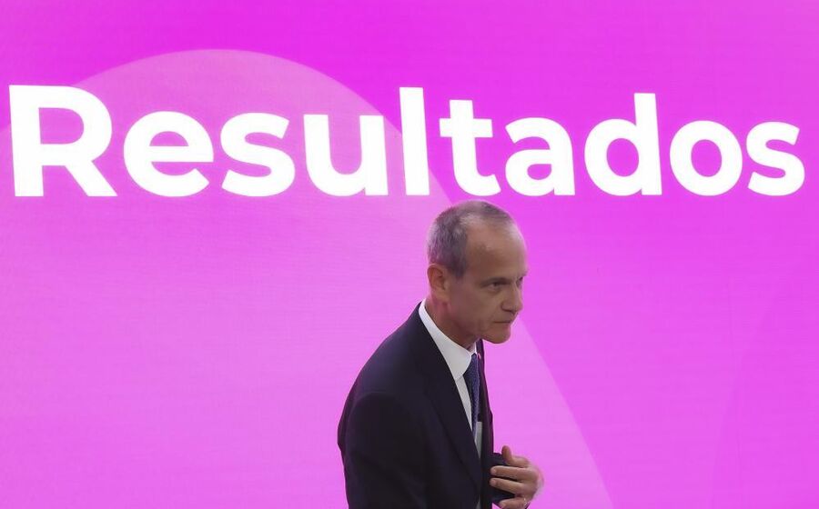 Miguel Maya, CEO do BCP, na apresentação de resultados do primeiro semestre de 2025.