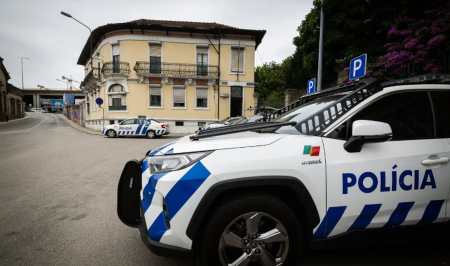 O edifício que acolhe atualmente a esquadra, situado à entrada do antigo matadouro, será demolido.