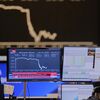 Bolsas europeias pintadas de vermelho. Deutsche Bank tomba 6%
