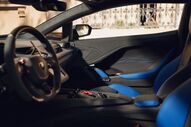Interior azul e preto do Lamborghini Temerario