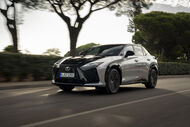 Novo Lexus RZ apresenta design renovado na fotogaleria