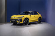Novo Volkswagen T-Roc, crossover com motorizações 'mild-hybrid' e hybrid