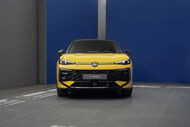 Volkswagen T-Roc renovado, com motorizações 'mild-hybrid' e 'hybrid', apresentado em estreia mundial