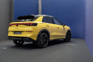 Novo Volkswagen T-Roc estreia com motorizações 'mild-hybrid' e 'hybrid'