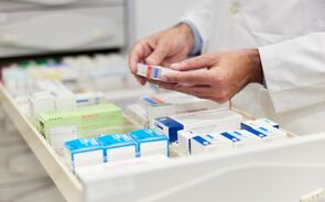 Bayer anuncia queda de 44% nos lucros do primeiro semestre, com impacto regulatório nos EUA e Europa