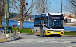 Dupla de engenheiros quer entregar '50 a 100' autocarros elétricos este ano