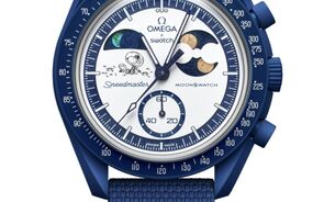 Novo relógio Omega x Swatch Moonswatch com Snoopy