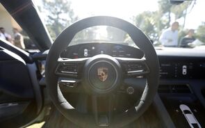Porsche desiste da produção de baterias na Cellforce devido à baixa procura