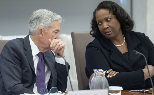 Lisa Cook e Powell foram alvo de ataques da Administração Trump 