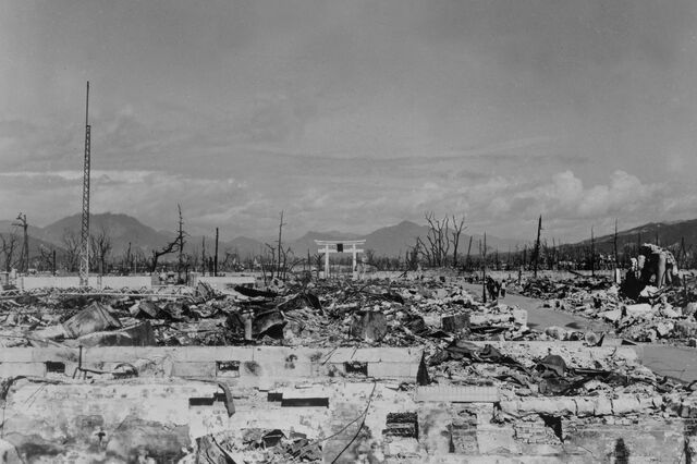 Oito décadas de Era Nuclear