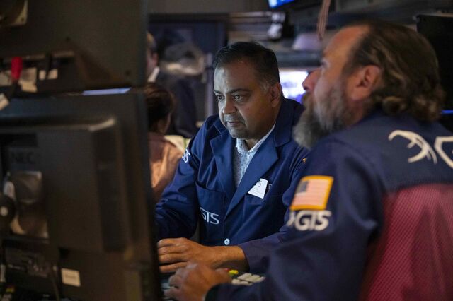 Wall Street perde gás com investidores cautelosos em véspera de inflação