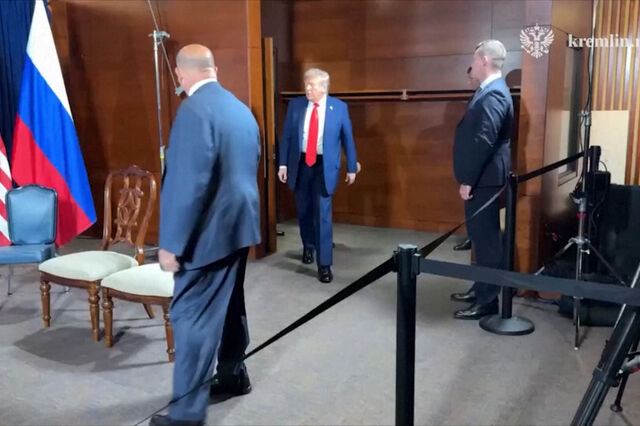 Trump e Putin optaram por não se reunirem a dois