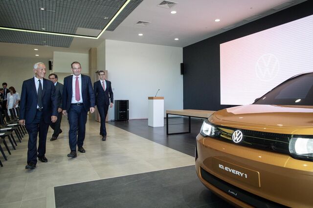 Elétrico na Autoeuropa com apoio estatal de 30 milhões. 'É muito mais do que um investimento industrial'