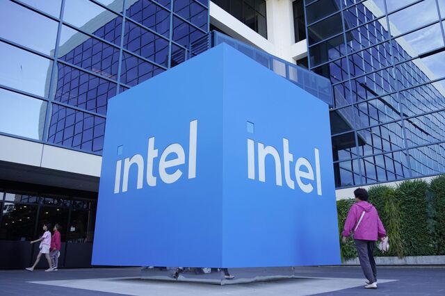 Intel abordou Apple para 'gigante' entrar no seu capital