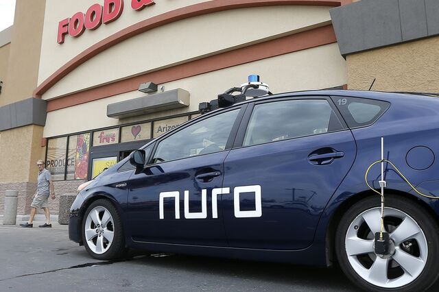 Vai fazer táxis autónomos com a Uber e vale agora cinco mil milhões